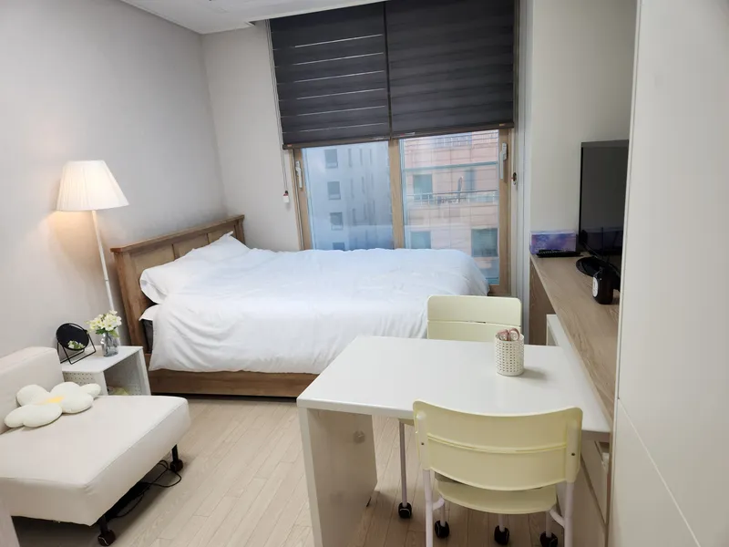 [Gangdong, Seoul] Open Discount, Fully Furnished, Sunny Studio Apartment in Godeok Station 5