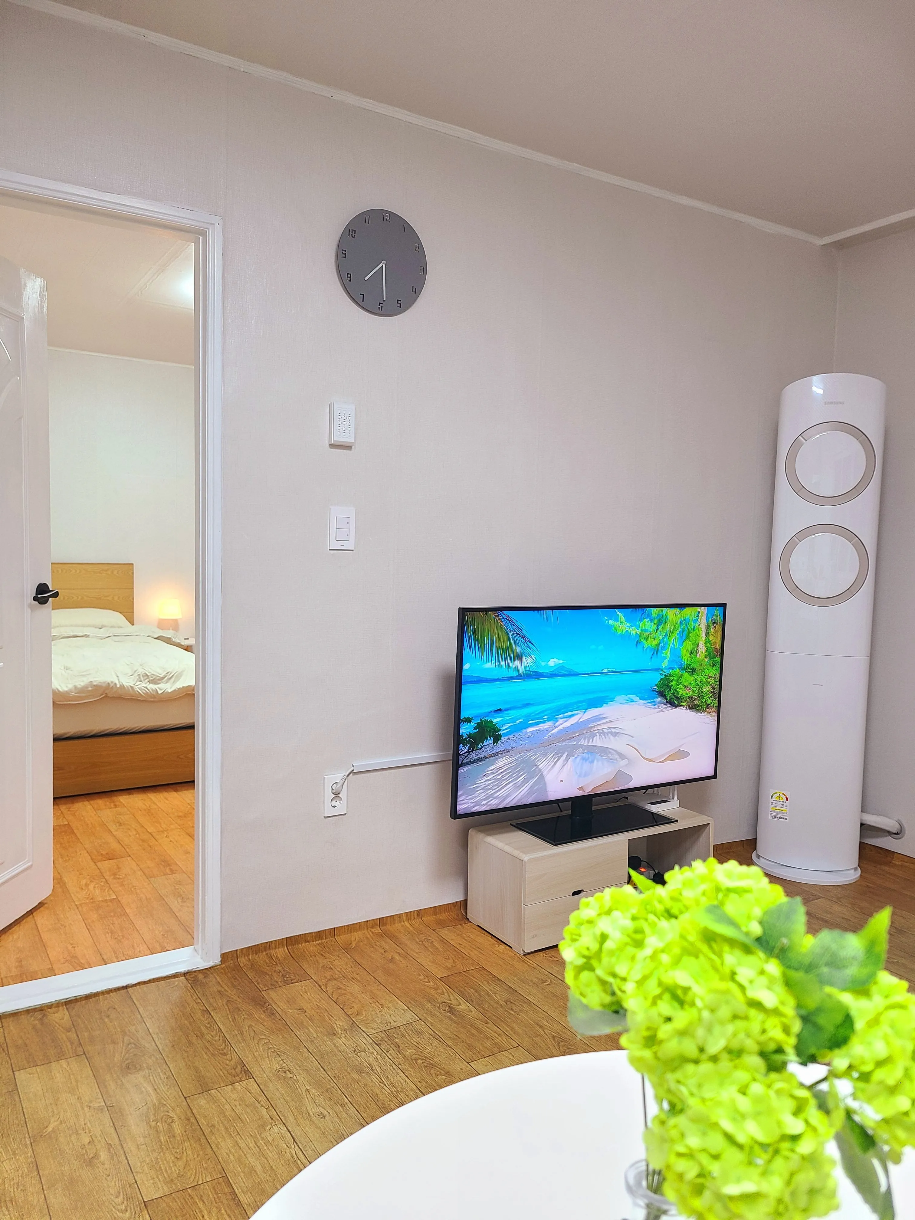 One-Bedroom in Gimhae, Gyeongnam — 50m², sleeps 5, 1 bath