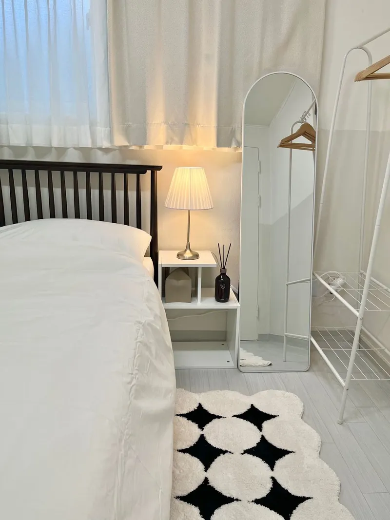 [Seocho, Seoul] 1 minute from Gyodae Station 5