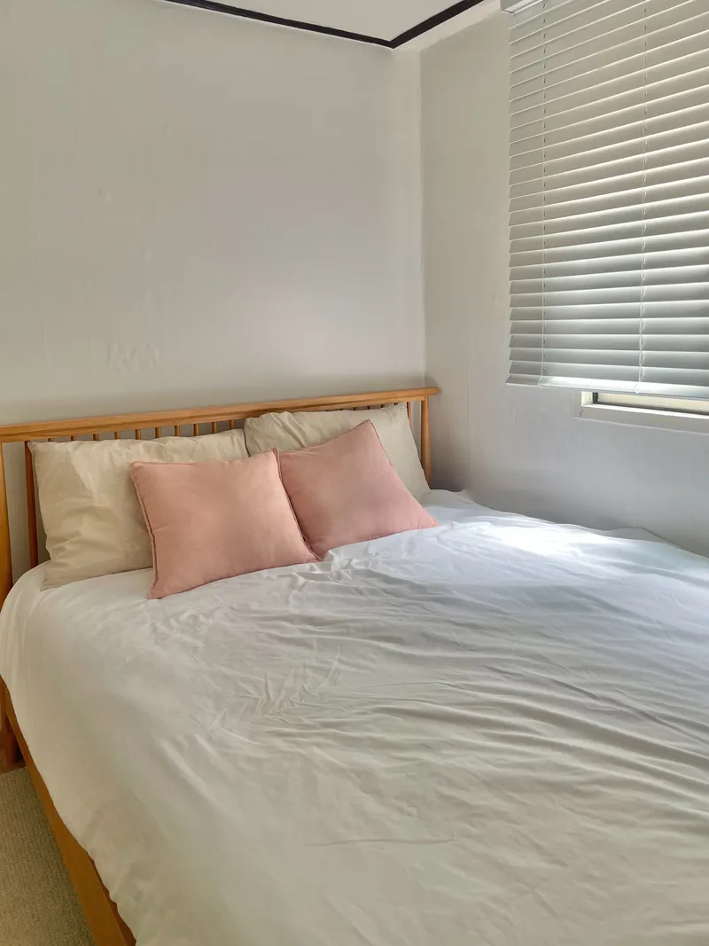 [Gwanak, Seoul] 4-person two-room apartment on the first floor of Nangok Sindaebang Station in Sillim-dong 6