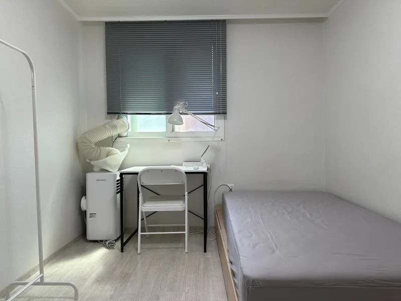 [Seodaemun, Seoul][Seoul Mapo] 7-minute walk from Hongik Univ. Station, three-room 2