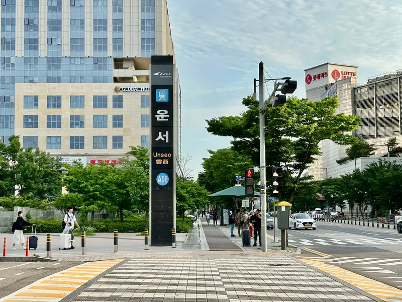 [Yeongjong, Incheon] 5 minutes from Yeongjong Unseo Station, 3 rooms/2 bathrooms, hotel bedding, convenience store 30s 61