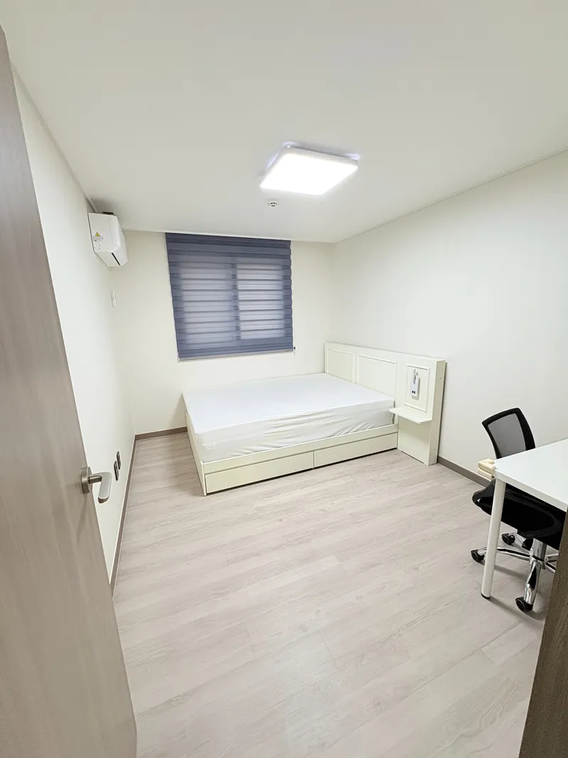 [Wonju] Spacious living room two-room Wonju Innovation City. 4