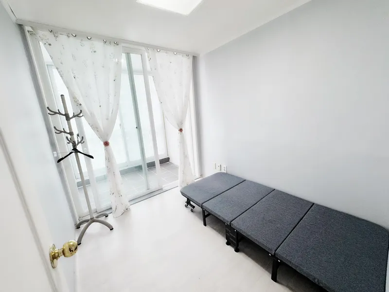 [Cheonan][Cheonan, South Chungcheong Province] Apartment 5 minutes from bus terminal, 15 minutes walk from Dujeong Station 3