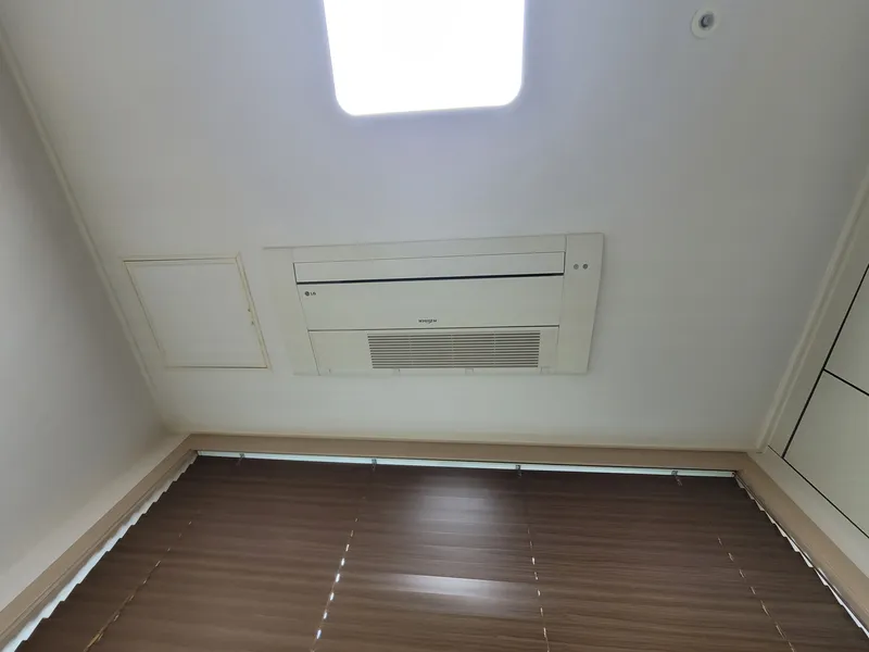 [Seocho, Seoul] Seocho-dong high-rise officetel with a great view, located near the station, 10 minutes from Gangnam 25