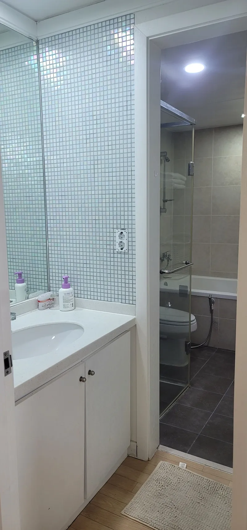 [Seocho, Seoul] 3 min walk from Gangnam Station, 2-room, pet-friendly, Samsung Town View 7