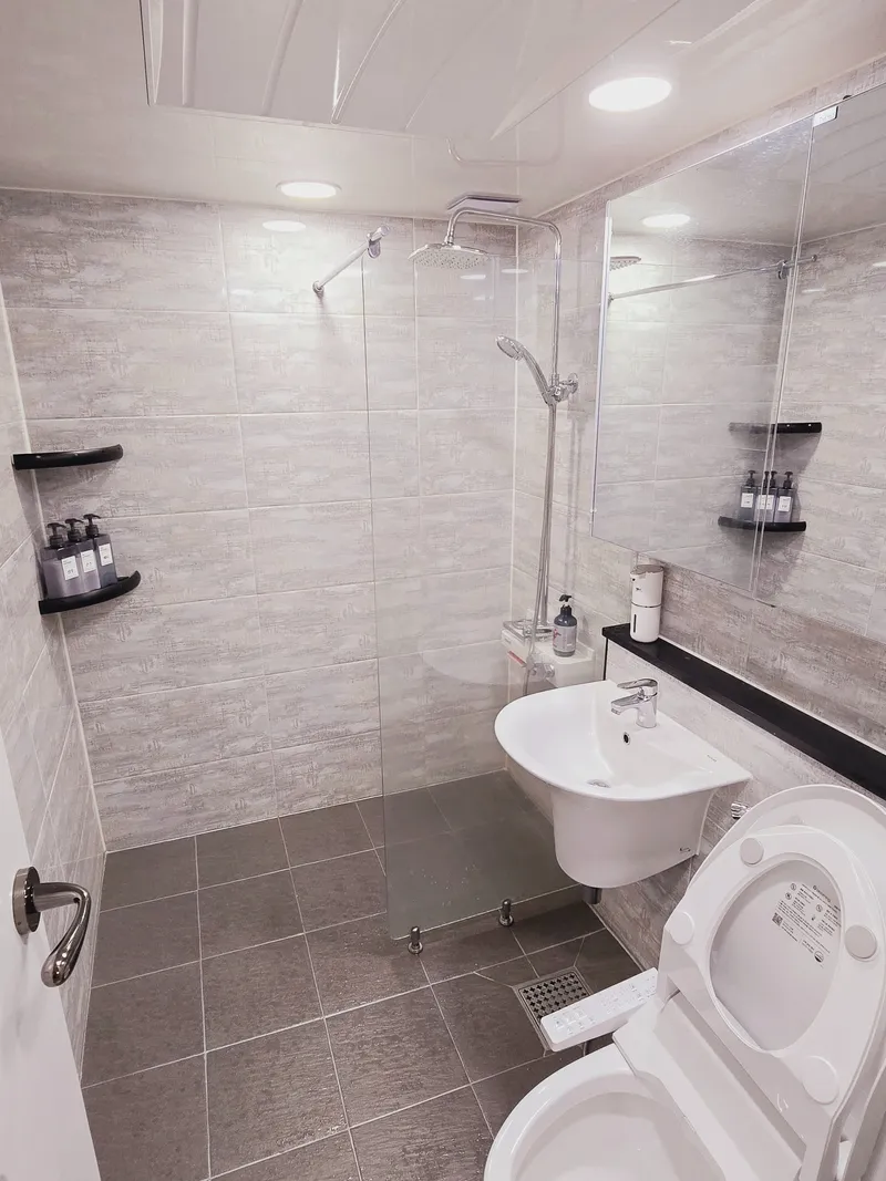 [Sokcho] Ocean View_Two Room_14th Floor_Apartment 9