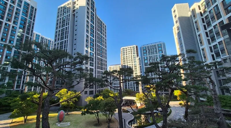 [Eunpyeong, Seoul] A newly built apartment like a park, 5 minutes walk from Nokbeon Station 24