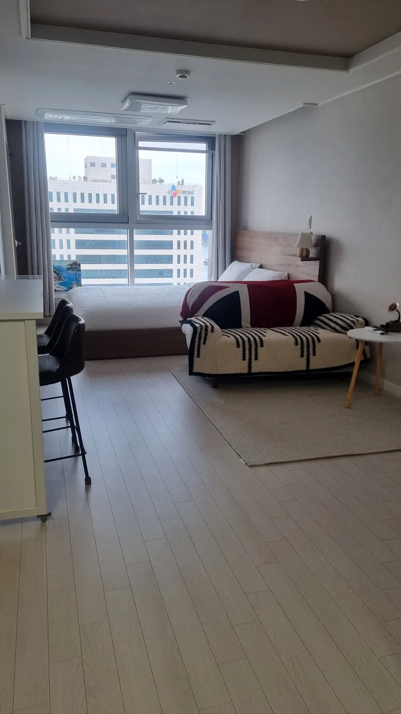 [부산 중구] 남포동,자갈치,태종대,흰여울,부산역,시티뷰,오션뷰,풀옵션숙소 7