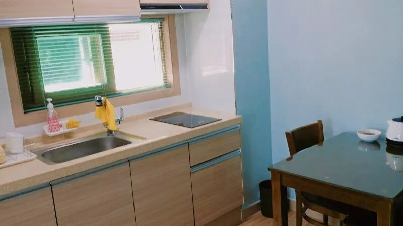 [Yangyang] 3-story building right in front of the beach, beach fishing village (2nd floor, room 202) bed 20