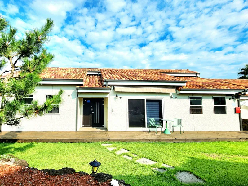 [Hallim, Jeju][Jeju Aewol] A quiet three-room country single-story house with a yard and a beautiful sunset 33