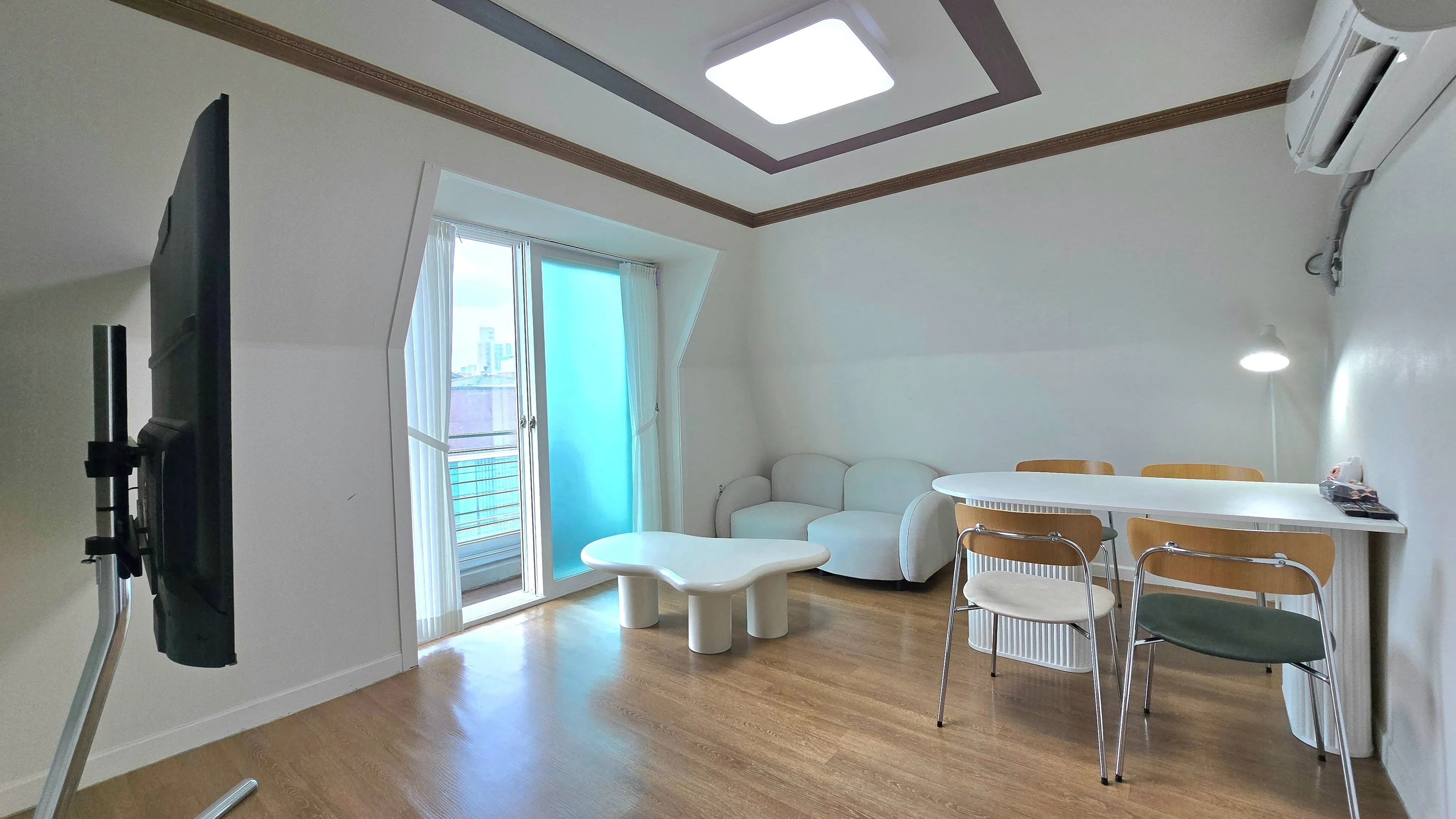 Yeoksam-dong Transit-Friendly One-Bedroom House