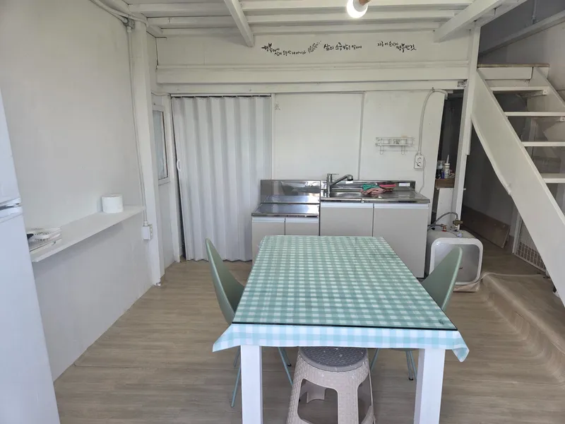 [Pyoseon, Seogwipo] Samseokjip, Sogeummak & Haebi Beach 5 minutes away, convenient transportation, comfortable and safe 15