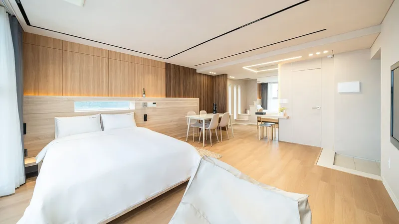[Geoje] Emotional Ocean View Duplex Pension with Outdoor Jet Spa (B302) 2