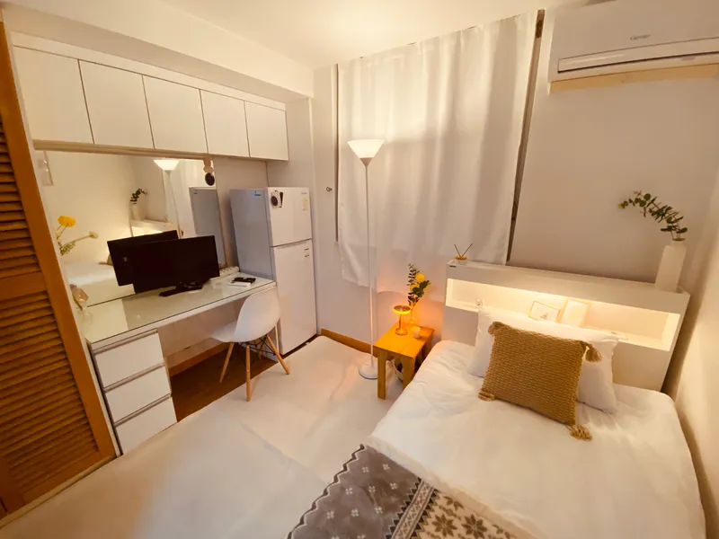 [Gangnam, Seoul] 2 minutes from COEX, Samseong Station, Daechi-dong Academy Street 2