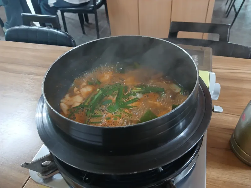 [강원 강릉][강원 걸어서,경포해변,경포호5분거리, 숲속뷰의 조용한휴식#3룸 54