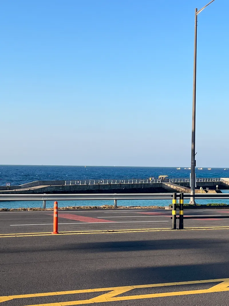 [Hangyeong, Jeju][Jeju Panpo Port] Ocean view, windmill view, ocean front one room 9