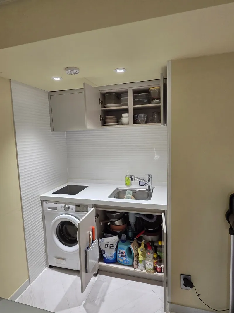 [Seogwi-dong, Seogwipo] Hallasan View, Olle Market, 5 Minutes to the Sea, Writer's Walk, Saeyeon Stay Fully Furnished Room 14