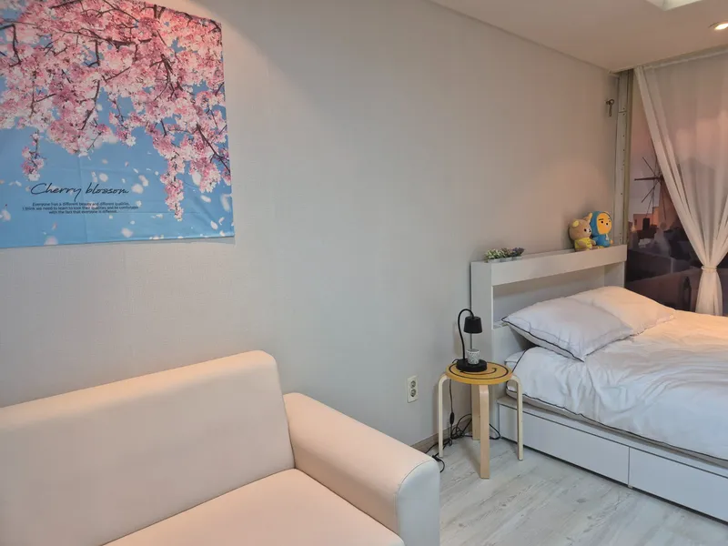 [Anyang] 1 minute walk from Indukwon Station Exit 2, clean and quiet officetel 28