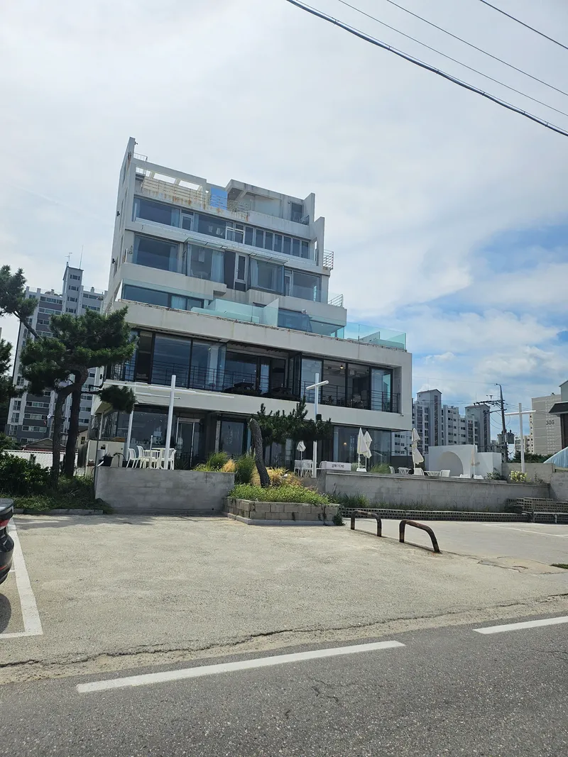 [Gangneung] <September 20% Discount Special> Yeongjin Beach View Restaurant☆High-rise Ocean View☆Open Terrace 46