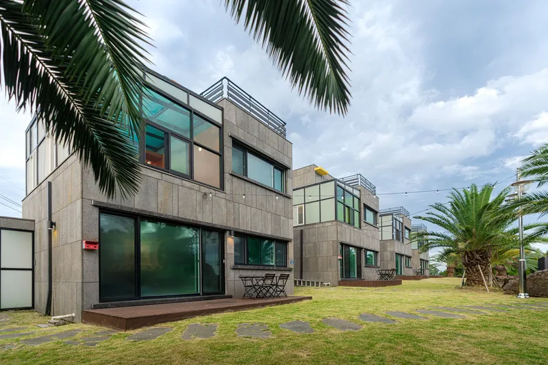 [Namwon, Seogwipo] 1 building of a two-story independent pool villa with a view of the tangerine orchard and the sea 51