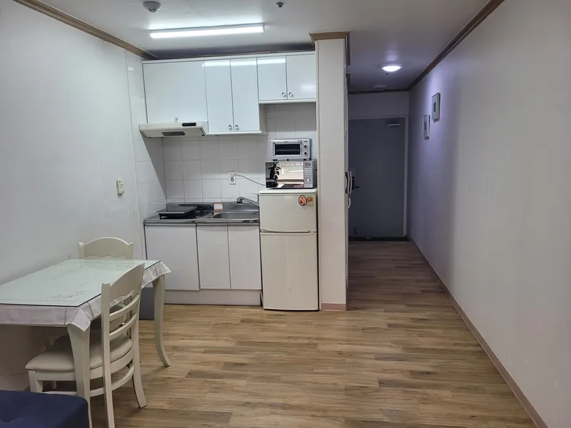 [Suwon][Suwon Yeongtong] Yeongtong Station Street View, Full-Option Officetel 18