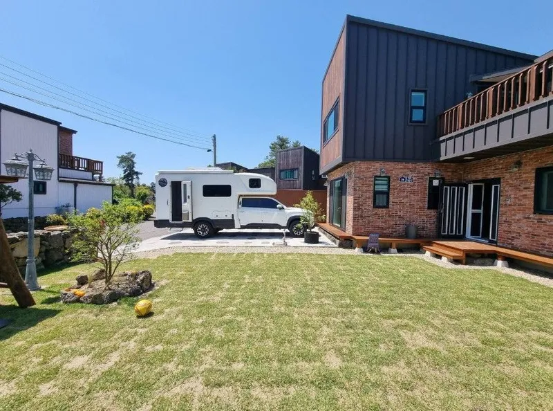 [Seongsan, Seogwipo] Seongsan Ilchulbong Peak, 100-pyeong land, 45-pyeong detached house (3 bedrooms, 2 bathrooms) 17