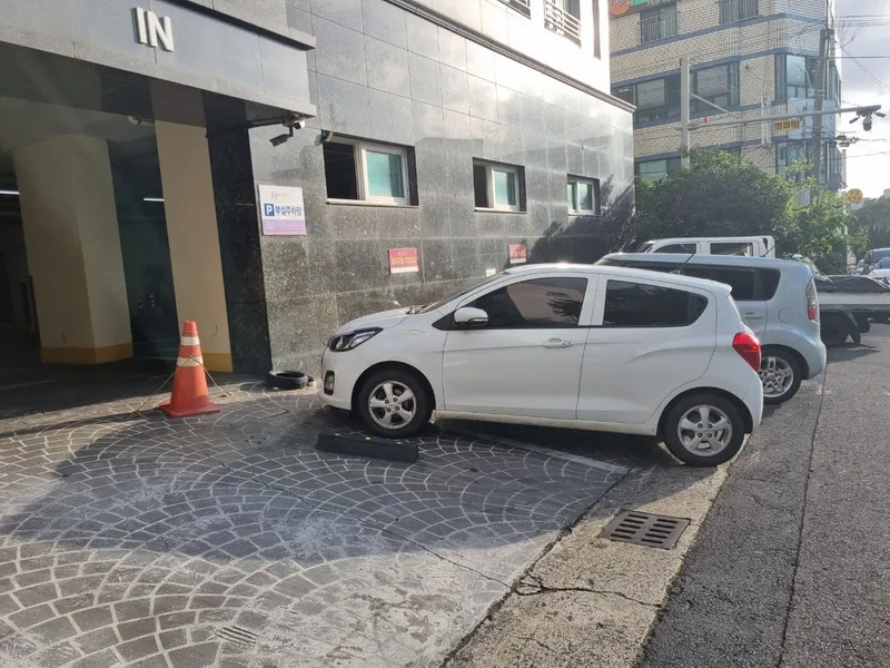 [Ido 2-dong, Jeju] Jeju City Hall Hotspot! Perfect for pedestrians! Accommodates 3 people! 23