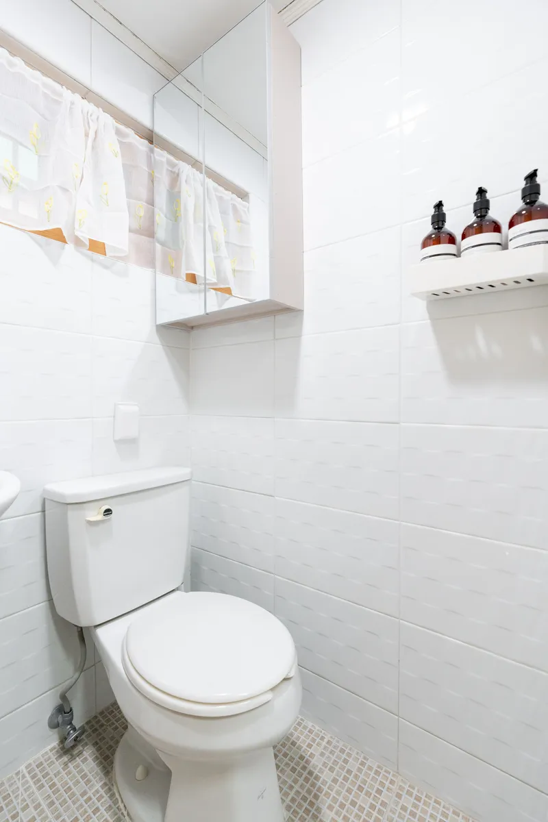 [Mapo, Seoul] 10 minutes walk from Hongik Univ. Station, Yeonam-dong 13
