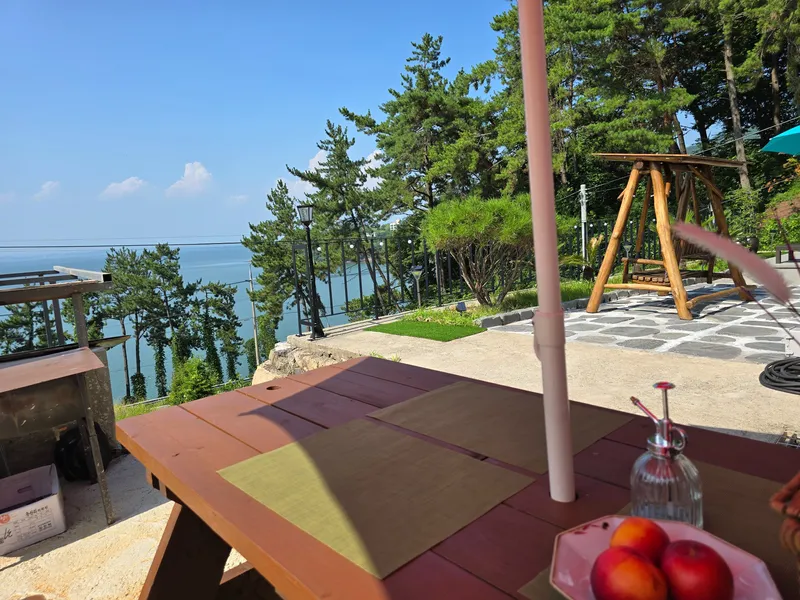 [Namhae] A place where you can take in the red sunset sky and blue sea at a glance 24