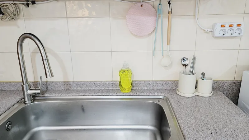 [Yeongdeungpo, Seoul] Modern, clean, and spacious officetel, 2 minutes walk from Yeouido Station and Dongyeouido Saetgang Station. 17