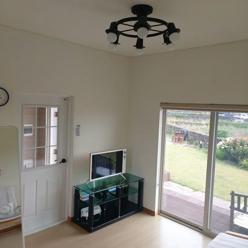 [Hangyeong, Jeju] Accommodation near Panpo Port #Separate one-room detached building #Accommodation that allows small dogs 8