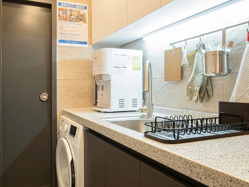 [Jongno, Seoul] Daehakro Full-option Room 308, 1 minute walk from Hyehwa Station, Seoul National University Hospital Sungkyunkwan Shuttle 18