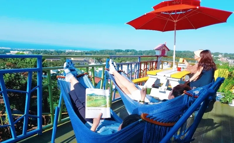 [Aewol, Jeju] Fantastic Landscape 30-Pyeong Detached House with Indoor Plant Garden and Fireplace 25