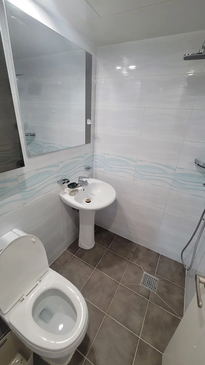 [Seo-gu, Daejeon] Lotte Department Store Seongsimdang 2 Room 6