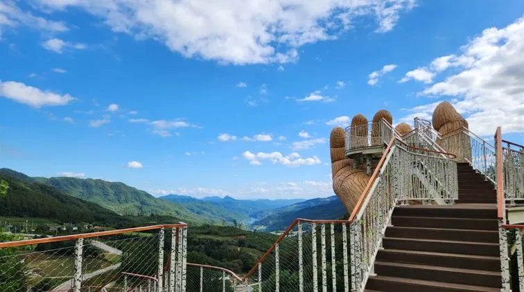 [경남 거창] 산림레포츠시설을 즐길 수 있는 반려동물 동반 숙소 5