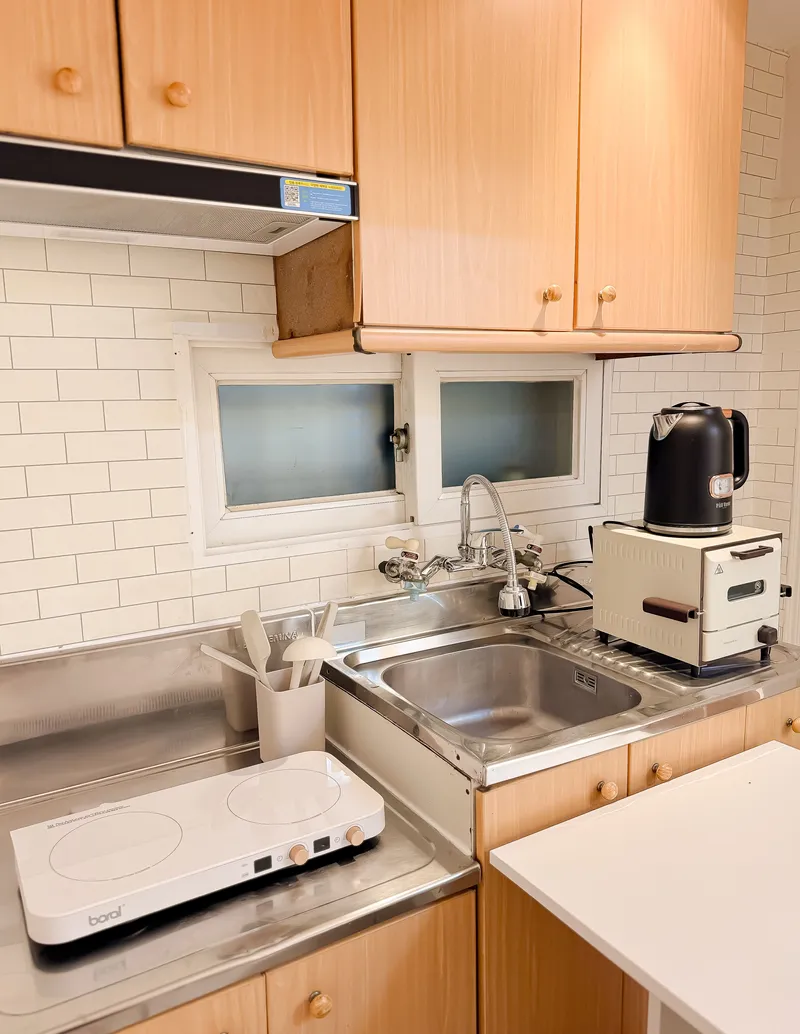 [Gangnam, Seoul] 6-minute walk from Seolleung Station, 3-minute walk from Daechi Academy Street 13