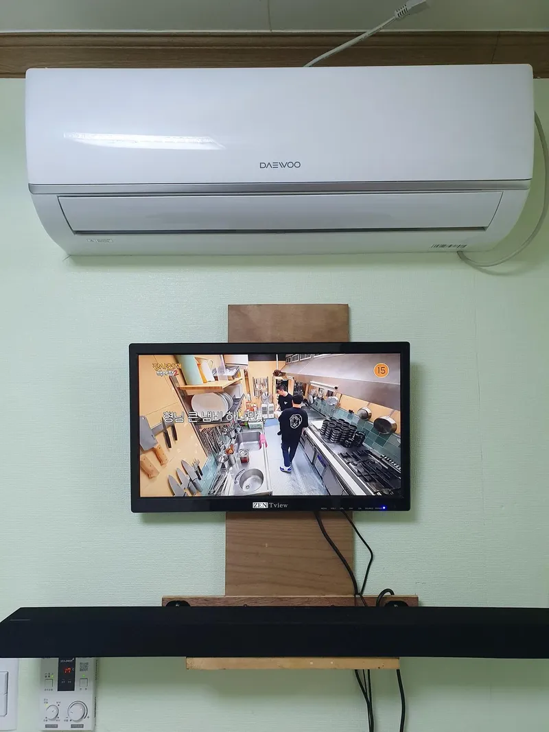 [경기 파주] 306호 Netflix+Youtube시청[침대전기매트사용] 24