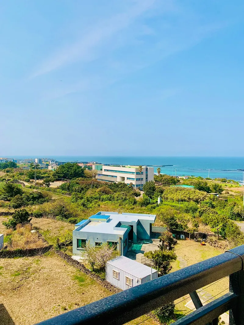 [제주 조천] 함덕 한달살기  #해변3분거리 #루프탑사용 37
