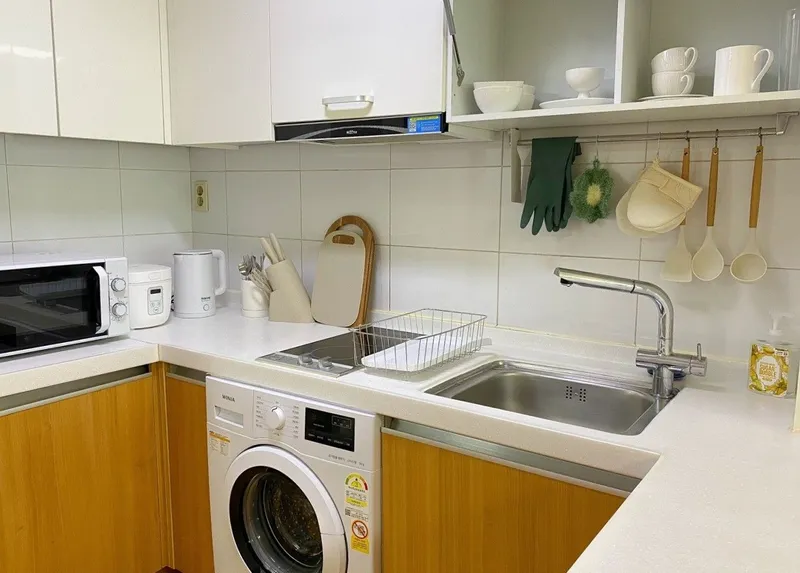 [Anyang] 1 minute from Pyeongchon Station | Stylish accommodation with hotel-level cleanliness | Quiet | Free parking | Great location 14