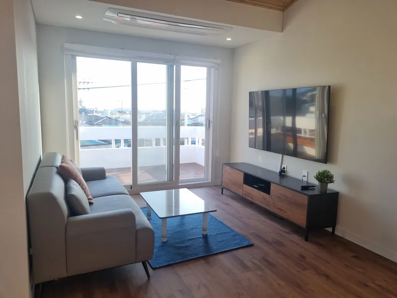 [Hahyo-dong, Seogwipo] Soysoggak Cozy House Two-room Duplex House 10