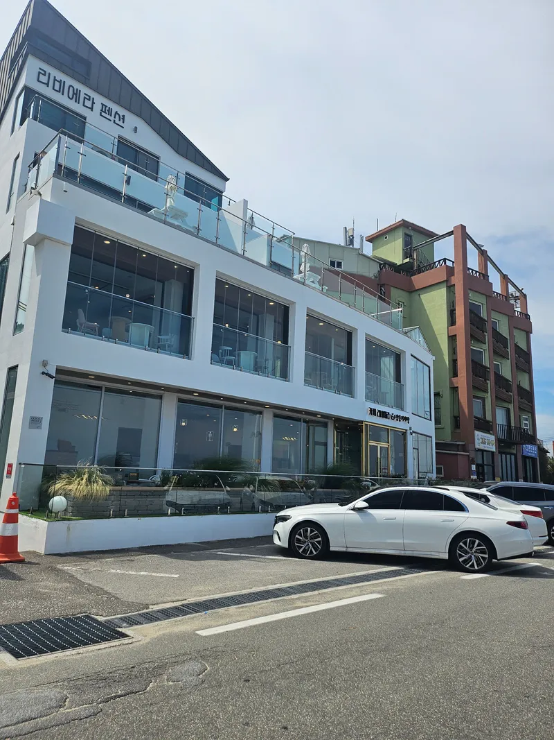 [Gangneung] <September 20% Discount Special> Yeongjin Beach View Restaurant☆High-rise Ocean View☆Open Terrace 43