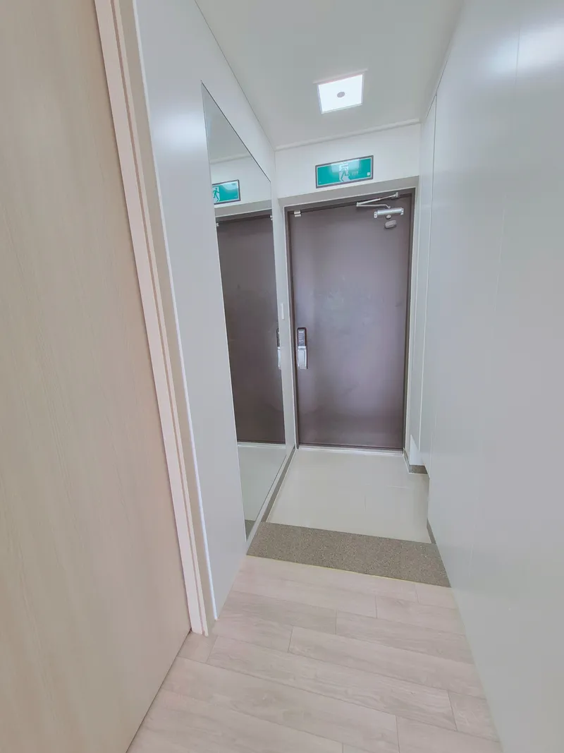 [부산 수영] 광안리바다 해수욕장 1분 + 밀락더마켓 앞 11