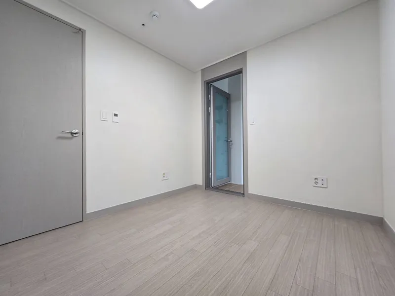 [Gangseo, Busan] Room 2, Room 506, the closest accommodation to Gimhae Airport 5