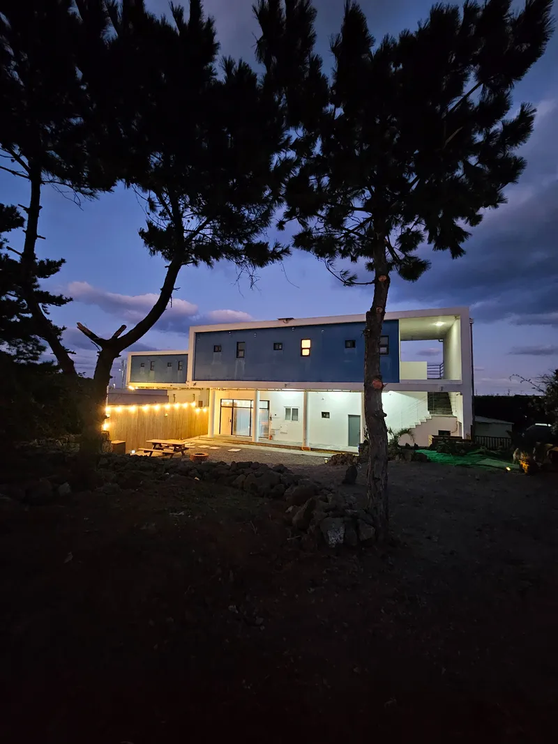 [Gujwa, Jeju] Twin Room 201, a comfortable place to rest with a distant ocean view 18