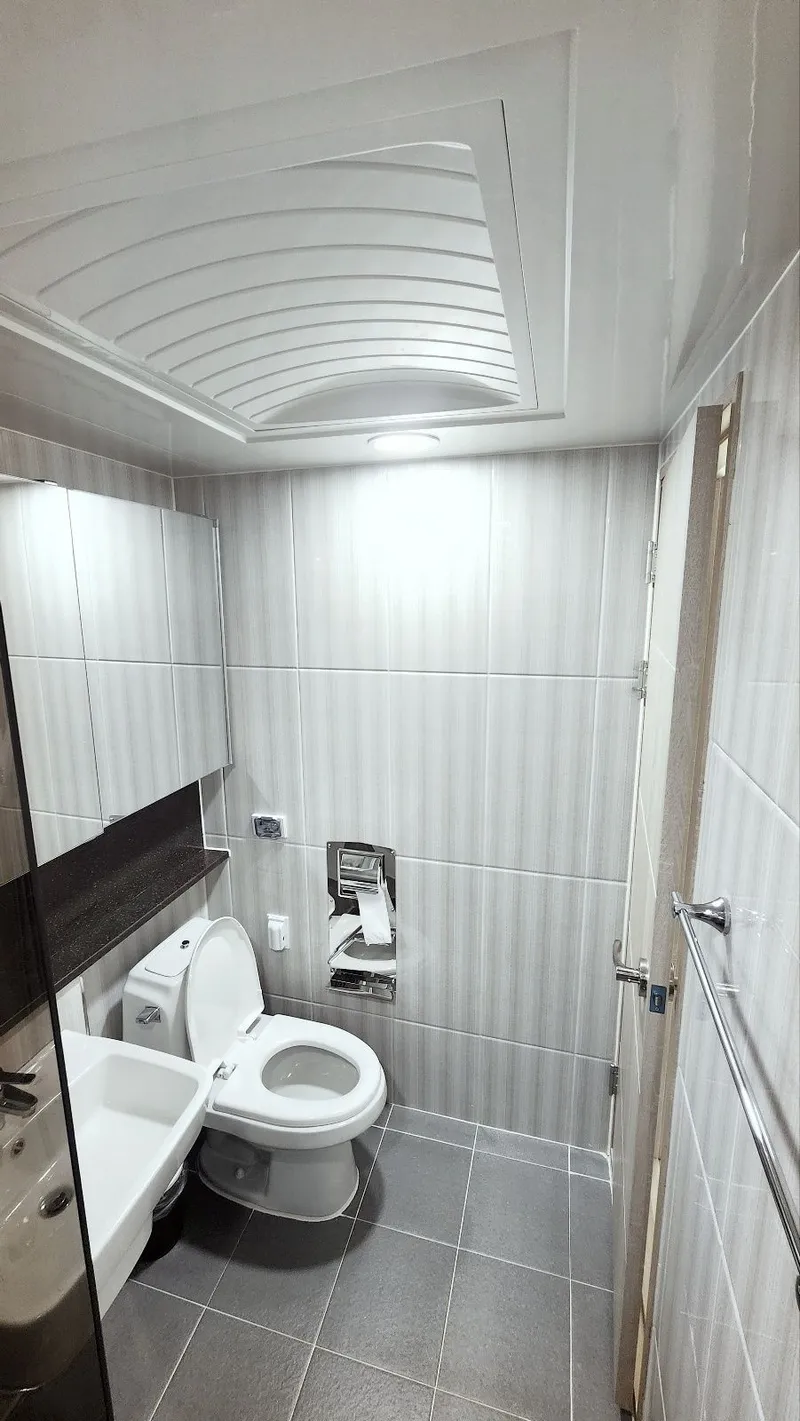 [Gangneung] Jumunjin 12th floor ocean view white room 10