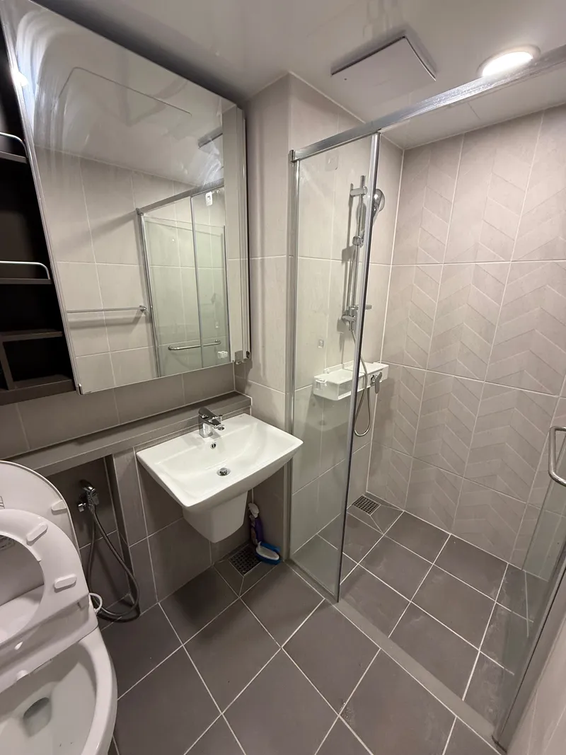 [Dongdaemun, Seoul] Stay at Korea University, Hanyang University, Kyunghee University, and Hankuk University of Foreign Studies in the high-rise buildings near Cheongnyangni Station. 18