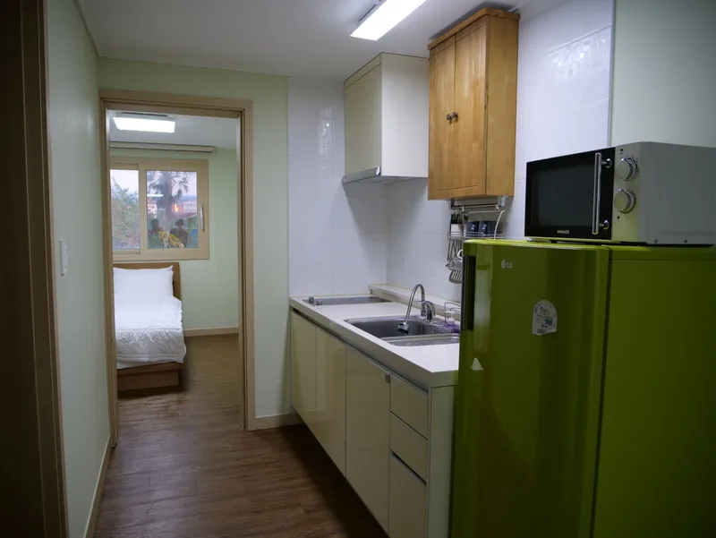 [Aewol, Jeju] Stone wall & grass yard, fully-optioned 1.5 room with cooking facilities (A101) 10