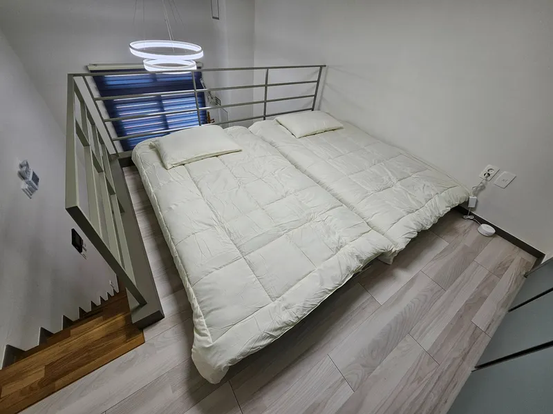 [Mapo, Seoul] Fully furnished studio apartment, 1 minute from Sangam Station 2