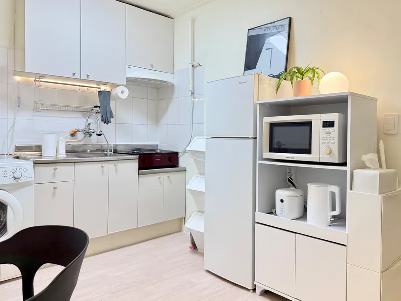 [Yongsan, Seoul] A cozy studio apartment just a 10-minute walk from Seoul Station/Sookmyung Women's University Station! 11